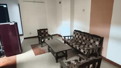 Living Room Image of 1000 Sq.ft 2 BHK Apartment / Flat for rent in Supertech Icon, Indirapuram Ghaziabad for Rs. 28000