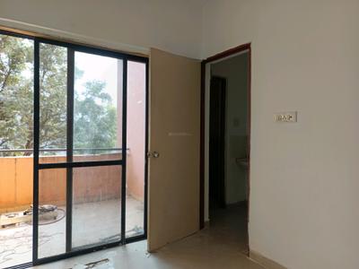 Bedroom Image of 562 Sq.ft 1 BHK Apartment / Flat for rent in Magarpatta Heliconia, Hadapsar Pune for Rs. 21000