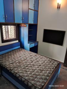 Bedroom Image of 750 Sq.ft 2 BHK Apartment / Flat for rent in Sector 6 Rohini New Delhi for Rs. 20000