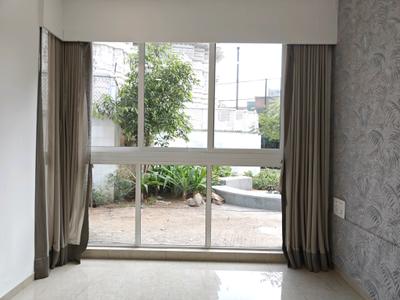 Bedroom Image of 935 Sq.ft 3 BHK Apartment / Flat for sale in Raunak Centrum, Chembur Mumbai for Rs. 28000000