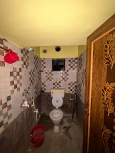 Bathroom Image of 708 Sq.ft 2 BHK Apartment / Flat for sale in Airport Gate no. 1 Kolkata for Rs. 3000000