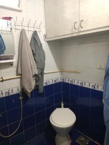 Bathroom Image of 1350 Sq.ft 3 BHK Apartment / Flat for sale in Savaliya Parth Apartment, Satellite Ahmedabad for Rs. 8000000