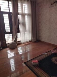 Bedroom Image of 980 Sq.ft 1 BHK Builder Floor for rent in Beta II Greater Noida for Rs. 13500