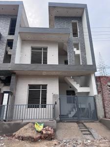 Image of 740 Sq.ft 4 BHK Villa for sale in Bhago Majra, Mohali for Rs. 7500000