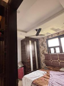 Bedroom Image of 1100 Sq.ft 3 BHK Apartment / Flat for rent in Hastsal New Delhi for Rs. 30000