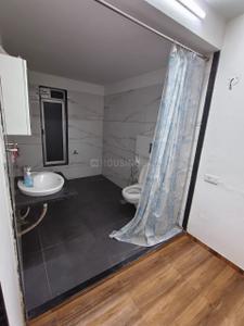 Bathroom Image of 2200 Sq.ft 3 BHK Apartment / Flat for rent in Bhatha Surat for Rs. 50000