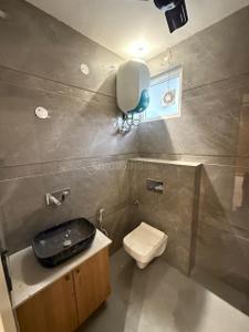 Bathroom Image of 1400 Sq.ft 3 BHK Builder Floor for sale in Pushpanjali Enclave RWA, Pitampura New Delhi for Rs. 33000000