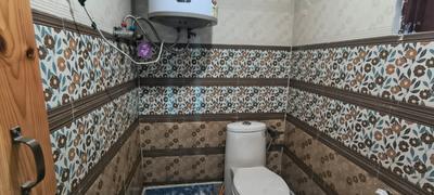Bathroom Image of 1500 Sq.ft 1 RK Apartment / Flat for rent in Chanpora Srinagar for Rs. 18000