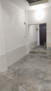 Hall Image of 1000 Sq.ft 2 BHK Independent House for rent in Karim Ganj Lucknow for Rs. 5500