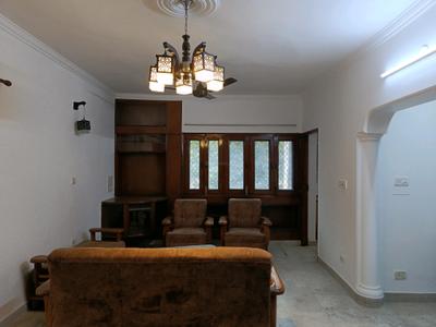 Living Room Image of 1500 Sq.ft 3 BHK Apartment / Flat for rent in Sarita Vihar New Delhi for Rs. 51500
