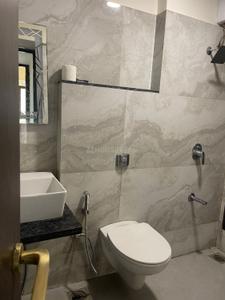 Bathroom Image of 575 Sq.ft 1.5 BHK Apartment / Flat for sale in Paras EL Signora, Andheri West Mumbai for Rs. 15000000