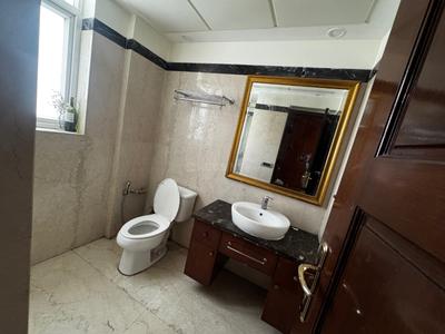 Image of 2463 Sq.ft 3 BHK Apartment / Flat for sale in Central Park Resorts, Sector 48, Gurgaon for Rs. 75000000