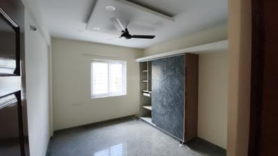 Bedroom Image of 1200 Sq.ft 2 BHK Builder Floor for rent in Mahadevapura Bengaluru for Rs. 40000