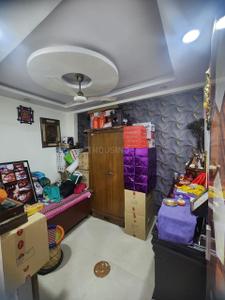 Bedroom Image of 900 Sq.ft 3 BHK Apartment / Flat for sale in Laxmi Nagar New Delhi for Rs. 9700000