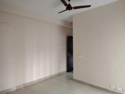 Living Room Image of 920 Sq.ft 2.5 BHK Apartment / Flat for sale in Amrapali Dream Valley 2, Noida Extension Greater Noida for Rs. 6500000