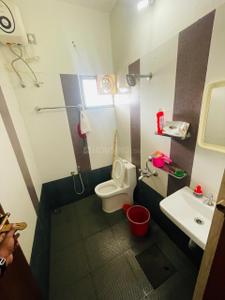 Bathroom Image of 2000 Sq.ft 3 BHK Villa for sale in Aluva Kochi for Rs. 5500000