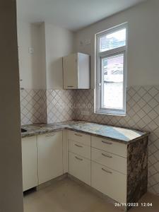Kitchen Image of 900 Sq.ft 2 BHK Apartment / Flat for sale in Azad Nagar Kanpur for Rs. 6000000