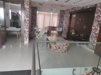 Balcony Image of 2400 Sq.ft 4 BHK Apartment / Flat for rent in Celibritey Green, Sector B Ansal API Lucknow for Rs. 90000