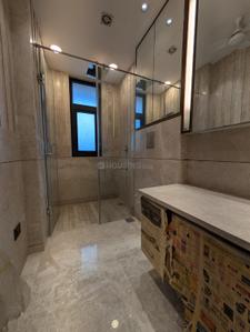 Image of 2000 Sq.ft 3 BHK Builder Floor for sale in Defence Colony, New Delhi for Rs. 85000000