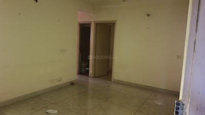Living Room Image of 1150 Sq.ft 3 BHK Apartment / Flat for rent in Gaurs Siddhartham, Siddharth Vihar Ghaziabad for Rs. 21000