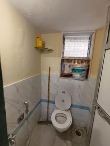 Bathroom Image of 475 Sq.ft 1 BHK Apartment / Flat for rent in Ghatkopar West Mumbai for Rs. 29000