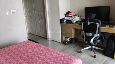 Bedroom Image of 3300 Sq.ft 4 BHK Apartment / Flat for sale in Lodha World Crest, Lower Parel Mumbai for Rs. 162500000