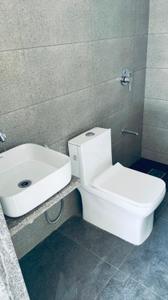 Image of 1350 Sq.ft 2 BHK Apartment / Flat for sale in Earth Elite Mercury, Tragad, Ahmedabad for Rs. 6500000