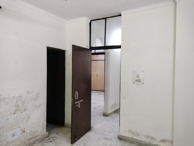 Bedroom Image of 1100 Sq.ft 2 BHK Apartment / Flat for sale in Shree Awas Apartment, Sector 18 Dwarka New Delhi for Rs. 21000000