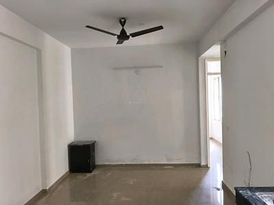 Living Room Image of 820 Sq.ft 2 BHK Apartment / Flat for sale in ROF Aalayas 1, Sector 102 Gurgaon for Rs. 6000000