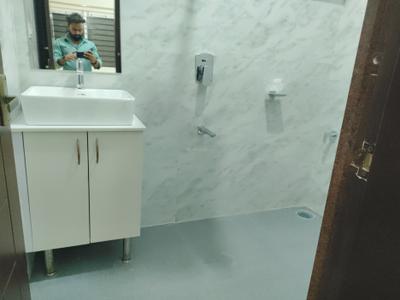 Bathroom Image of 1000 Sq.ft 2 BHK Builder Floor for rent in Electronic City Bengaluru for Rs. 30000