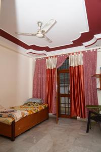Hall Image of 1500 Sq.ft 3 BHK Apartment / Flat for sale in Butler Colony Lucknow for Rs. 9500000