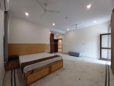 Bedroom Image of 4500 Sq.ft 4 BHK Builder Floor for rent in Sector 108 Noida for Rs. 130000