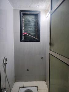 Common Bathroom Image of 530 Sq.ft 1 BHK Apartment / Flat for rent in Vihang Valley, Kasarvadavali Thane for Rs. 19000