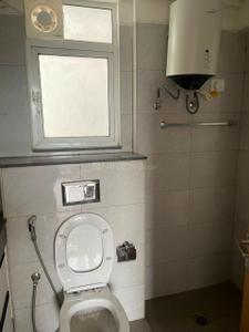 Bathroom Image of 1545 Sq.ft 3 BHK Apartment / Flat for sale in Godrej Woods Phase 1, Sector 43 Noida for Rs. 32000000