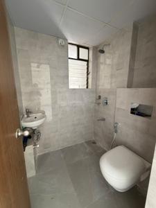 Bathroom Image of 501 Sq.ft 1 BHK Apartment / Flat for sale in Siddha Sky, Sion Mumbai for Rs. 13500000