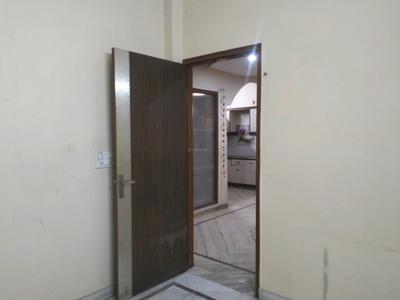Bedroom Image of 1200 Sq.ft 3 BHK Builder Floor for rent in Vikaspuri New Delhi for Rs. 29000