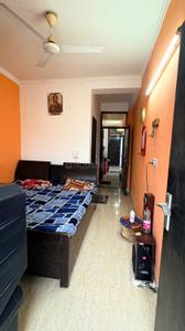 Bedroom Image of 1500 Sq.ft 1 BHK Apartment / Flat for rent in Aya Nagar New Delhi for Rs. 14000