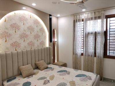 Bedroom Image of 1200 Sq.ft 4 BHK Builder Floor for sale in Chandra Park New Delhi for Rs. 13000000