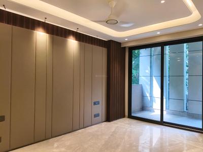 Bedroom Image of 3250 Sq.ft 4.5 BHK Builder Floor for sale in Greenwood City Floors, Sector 45 Gurgaon for Rs. 58000000