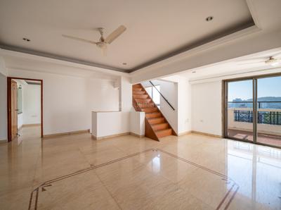 Hall Image of 5743 Sq.ft 5 BHK Penthouse for sale in Shivaji Nagar Pune for Rs. 57490000