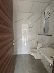 Image of 1423 Sq.ft 3.5 BHK Apartment / Flat for sale in Smartworld Gems, Sector 89, Gurgaon for Rs. 17000000