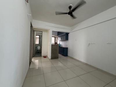Living Room Image of 950 Sq.ft 1.5 BHK Apartment / Flat for rent in Sun Rising Homes, Gota Ahmedabad for Rs. 17500