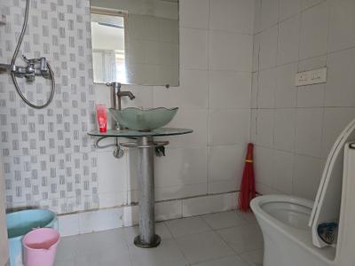 Image of 1050 Sq.ft 2 BHK Apartment / Flat for rent in Gaurs Gaur Global Village, Crossings Republik, Ghaziabad for Rs. 26000