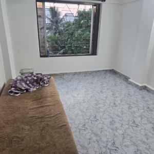 Bedroom Image of 950 Sq.ft 2 BHK Apartment / Flat for rent in Gokul Plaza, Kandivali East Mumbai for Rs. 45000