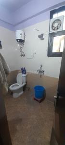 Bathroom Image of 1450 Sq.ft 3 BHK Apartment / Flat for sale in Shyam Bankey Bihari Sharnam, Raj Nagar Extension Ghaziabad for Rs. 9000000