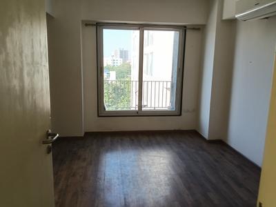 Bedroom Image of 1700 Sq.ft 3 BHK Apartment / Flat for rent in Navrangpura Ahmedabad for Rs. 50000