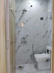 Common Bathroom Image of 1050 Sq.ft 2 BHK Builder Floor for sale in Dream Homes, Indirapuram Ghaziabad for Rs. 4000000