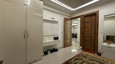 Bedroom Image of 1500 Sq.ft 4 BHK Builder Floor for sale in Vasundhara Ghaziabad for Rs. 19500000
