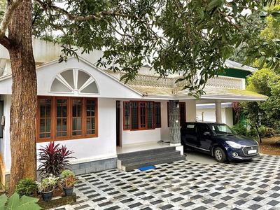 Image of 1300 Sq.ft 3 BHK Independent House for sale in Kalletumkara, Thrissur for Rs. 12300000