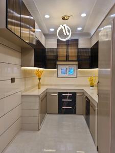 Kitchen Image of 1300 Sq.ft 4 BHK Apartment / Flat for sale in Uttam Nagar New Delhi for Rs. 13000000
